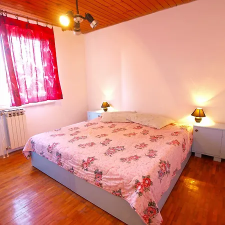 Aleksander 968 Apartment *